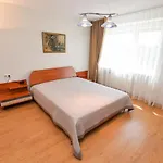 With Air Conditioning In The Center *