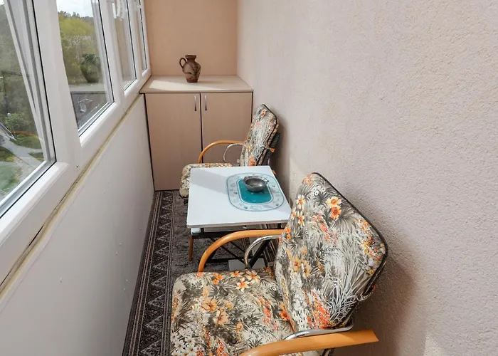 With Air Conditioning In The Center Apartament *